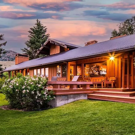 Jackson Creek Retreat Villa